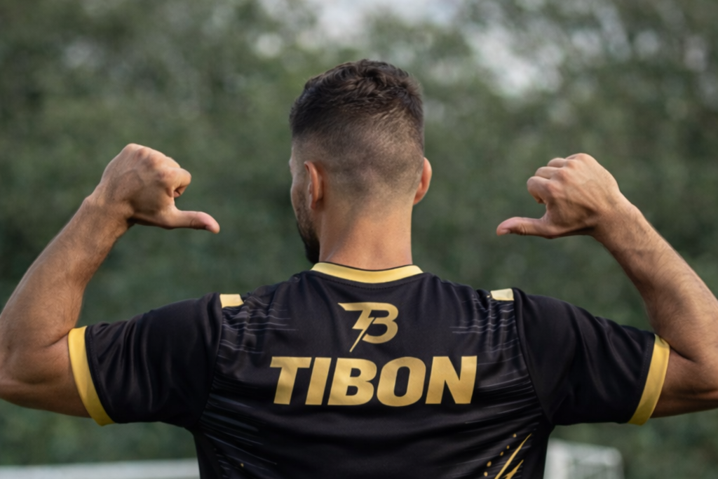 Ensemble Football TibOn Adulte - Maillot & Short Noir & Or